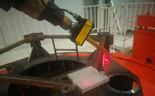 上；；；；；；；Ｅ凡゛bg官网机械人焊接事情站